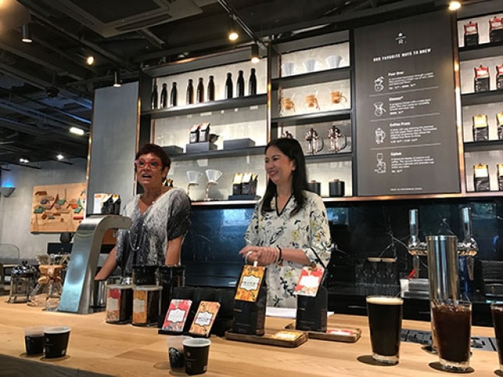 Starbucks opens first Starbucks Reserve Coffee Bar - 1 Starbucks opens first Starbucks Reserve Coffee Bar - 1