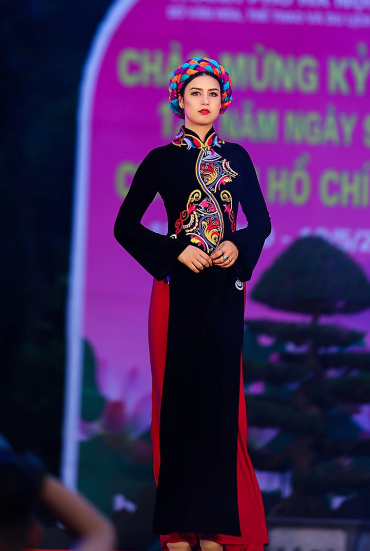 Fashion event celebrates Uncle Ho’s 125th Birthday - 4