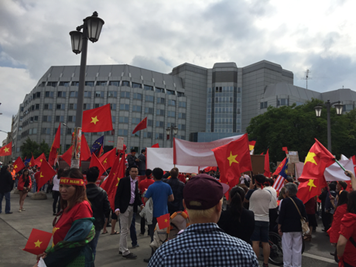 Vietnamese in Germany protest China's actions in East Sea - 5