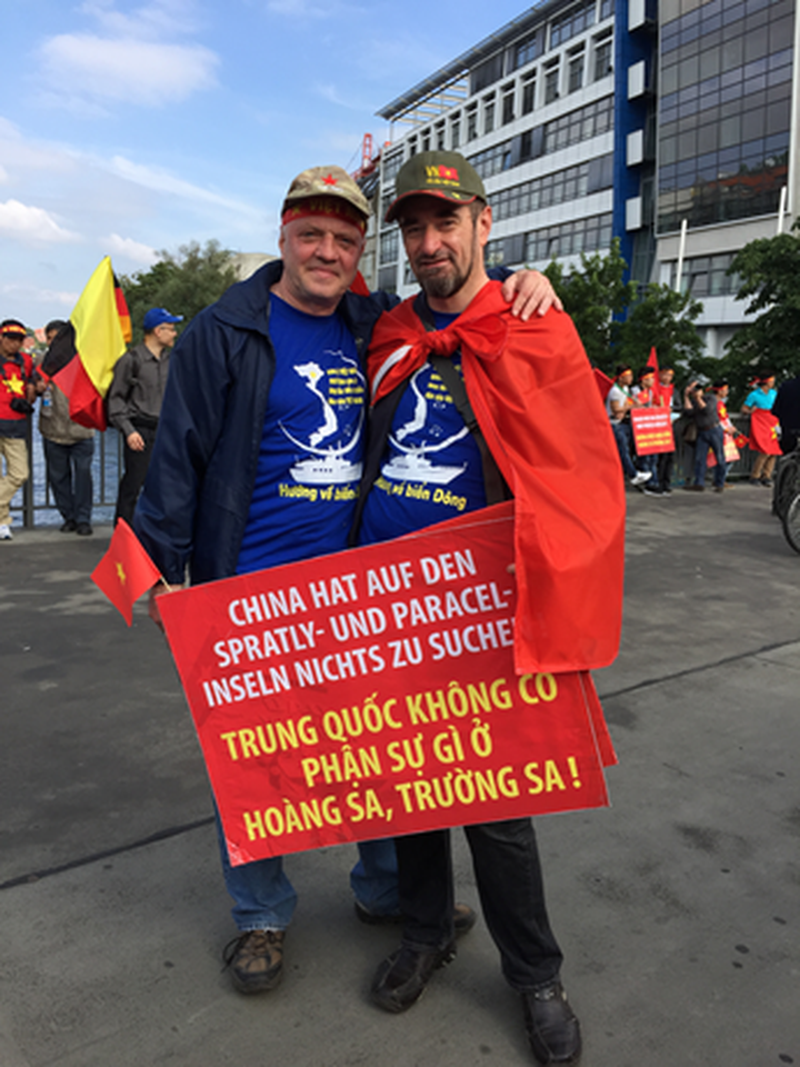 Vietnamese in Germany protest China's actions in East Sea - 10