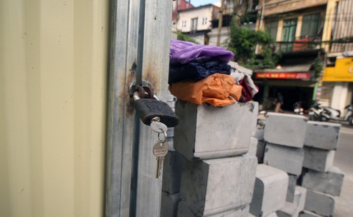 Hanoi viaduct mural project remains unfinished - 6