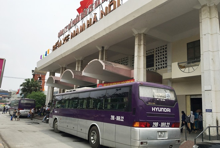 Major bus stations to be shut down in Hanoi - 1