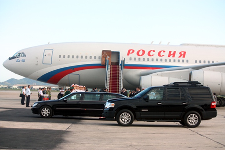 Russian President Putin arrives in Vietnam - 5