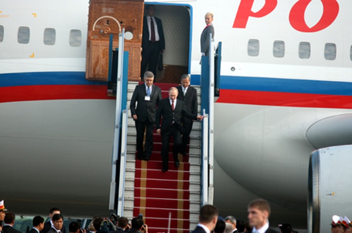 Russian President Putin arrives in Vietnam - 6