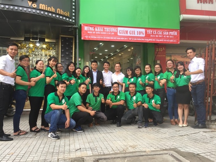 Da Lat youth revives ancient incense industry - 1