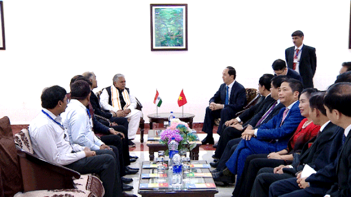 President Quang visits Indian state of Bihar - 1