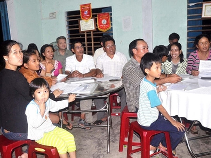 Farmers in My Son holy land study English for tourism services - 1