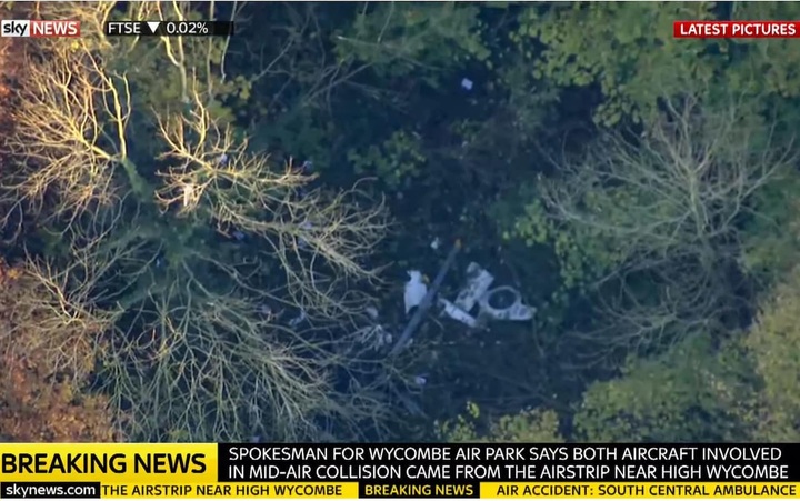 UK mid-air collision kills Vietnamese pilot - 1