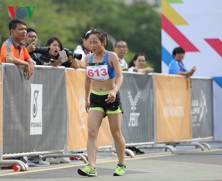 Marathoner Thi Thanh delivers 3rd silver at 2017 SEA Games - 2