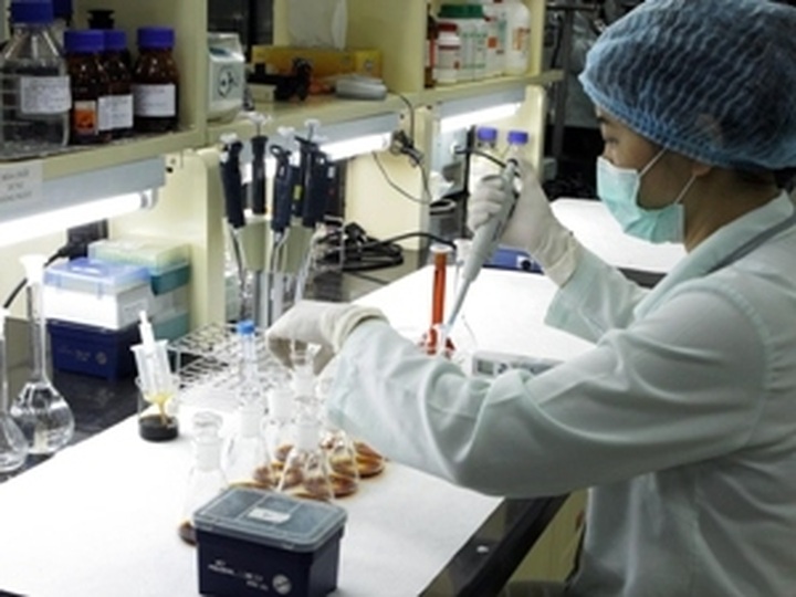 Vietnam becomes vaccine self-sufficient - 1 Vietnam becomes vaccine self-sufficient - 1