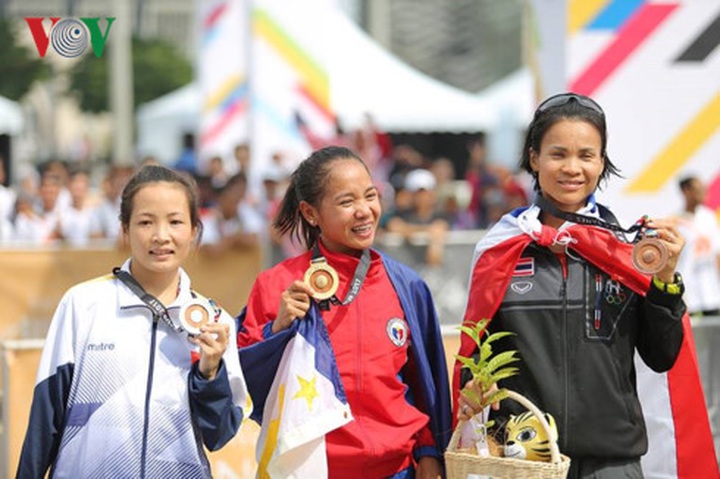 Marathoner Thi Thanh delivers 3rd silver at 2017 SEA Games - 4