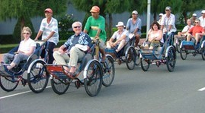 More international visitors want to return to Hanoi - 1