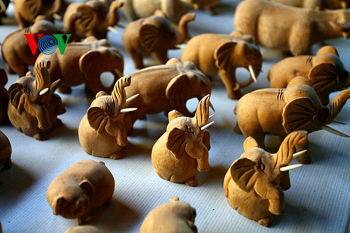 Kim Bong carpentry village - 20