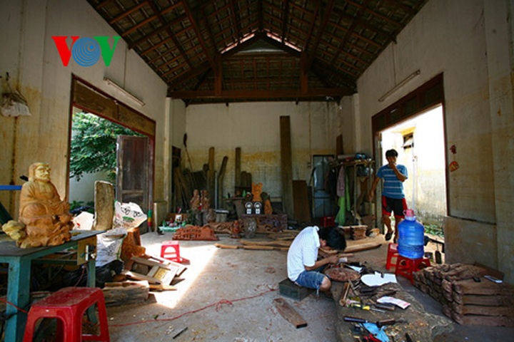 Kim Bong carpentry village - 6
