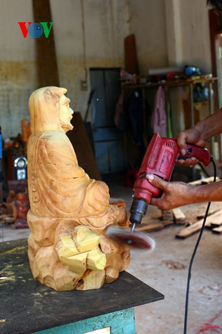 Kim Bong carpentry village - 8