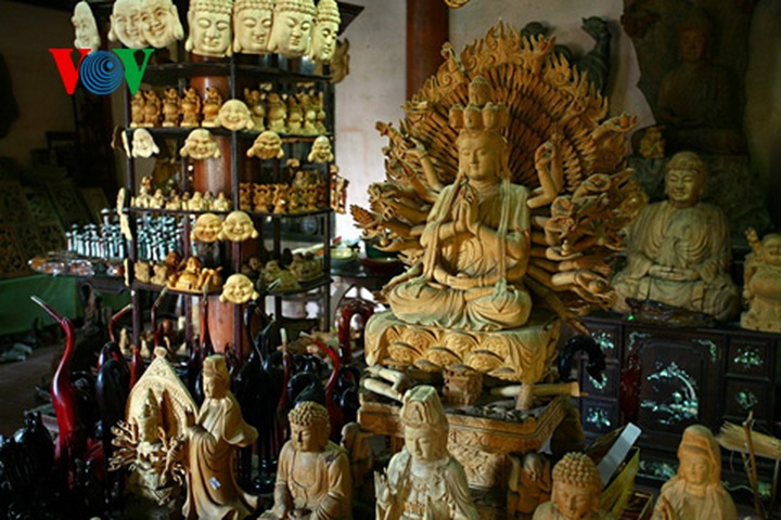 Kim Bong carpentry village - 9