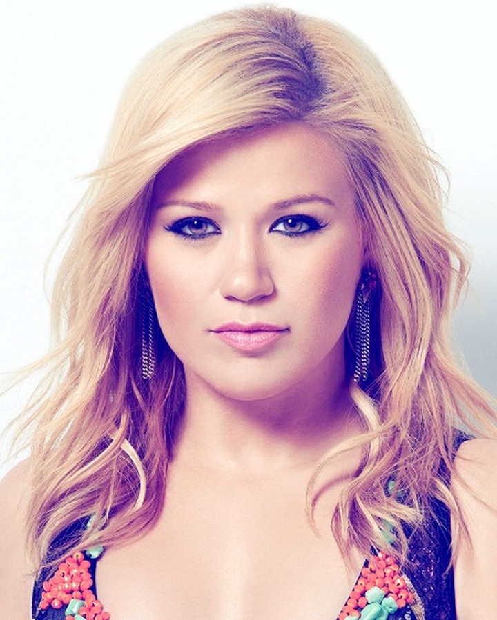 Kelly Clarkson to perform at Miss Vietnam 2014 - 1