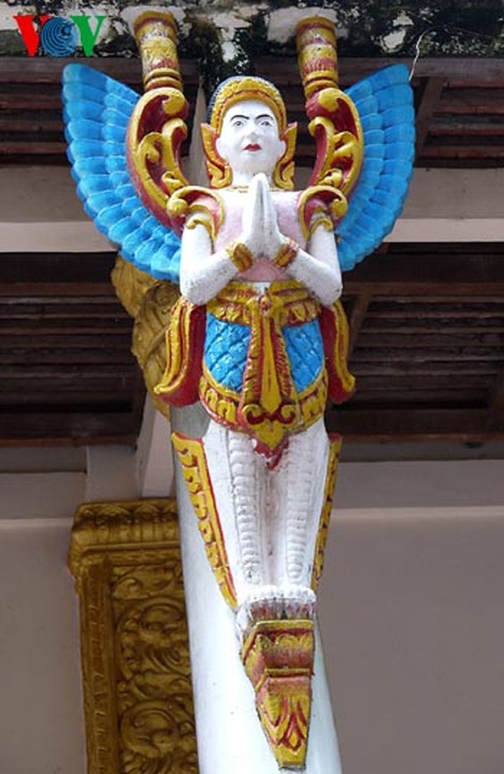 The typical architecture of Khmer pagodas - 6