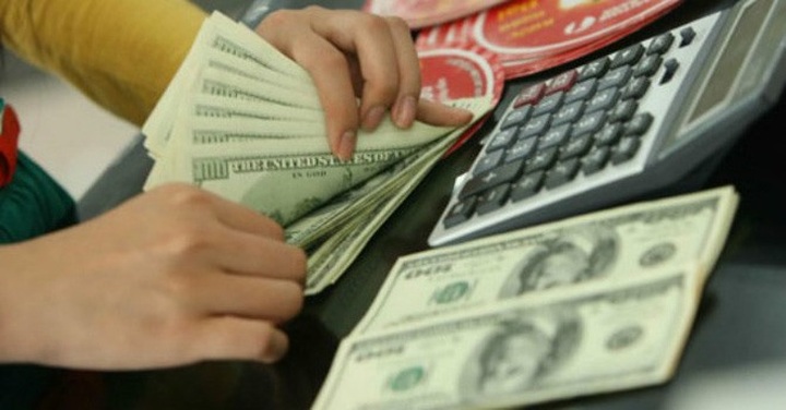 Remittances to HCM City fall by 10 per cent - 1 Remittances to HCM City fall by 10 per cent - 1