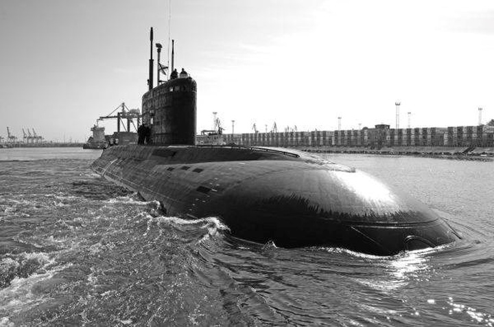 Another Kilo-class submarine heading for Vietnam - 1