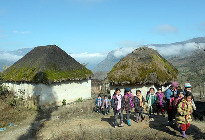Beauty of the special houses of Ha Nhi ethnic minority people - 6