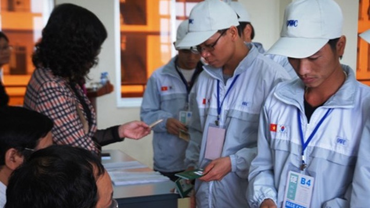 Vietnam sent over 91,000 workers abroad in 10 months - 1