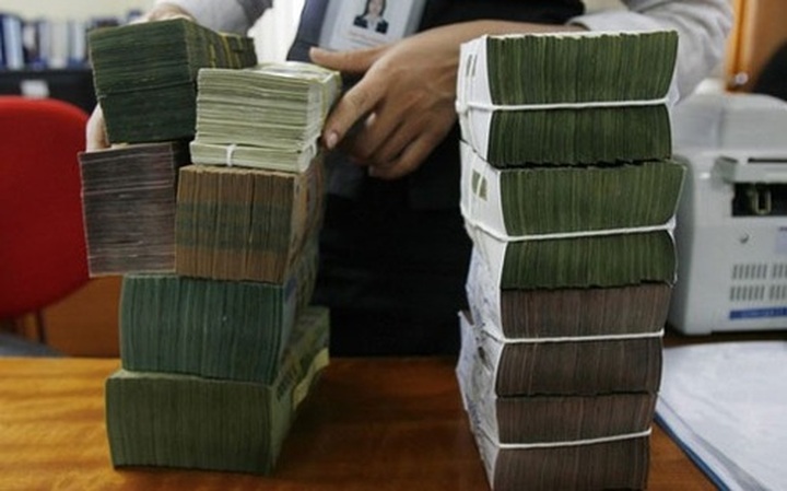 Lower inflation pulls down interest rates - 1