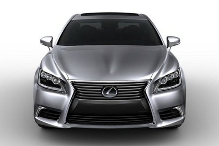 Lexus smuggling ring from Cambodia broken in Tay Ninh - 1