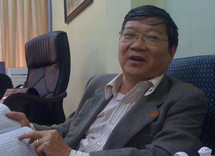 Vietnam parliamentarian forced to apologise for blog polemic - 2