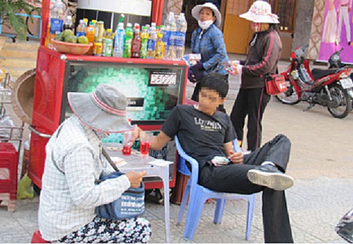 Students fall into debt by betting on lotto results - 1 Students fall into debt by betting on lotto results - 1