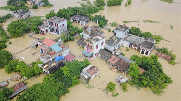 54 dead, 39 missing after depression - 1