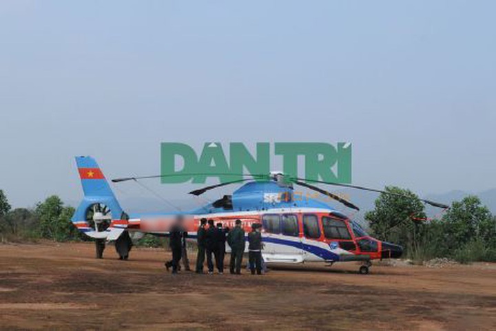 Facebook CEO Mark Zuckerberg on holiday in Vietnam - 14