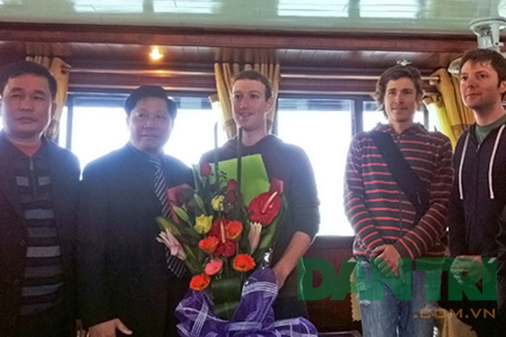 Facebook CEO Mark Zuckerberg on holiday in Vietnam - 5