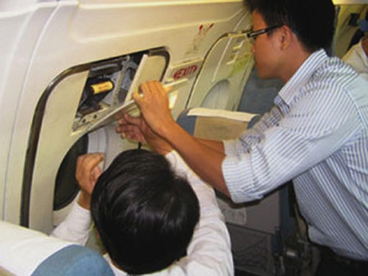 Vietnamese passengers lack awareness of flight rules - 1 Vietnamese passengers lack awareness of flight rules - 1