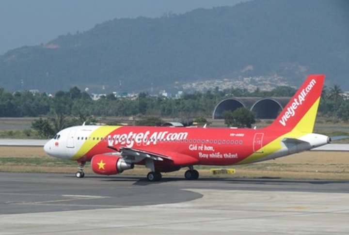 Minister of Transport apologises for VietJet Air scandal - 1