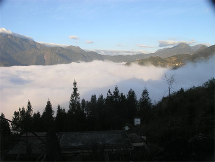 Cloudy Sapa attracts visitors - 7 Cloudy Sapa attracts visitors - 7