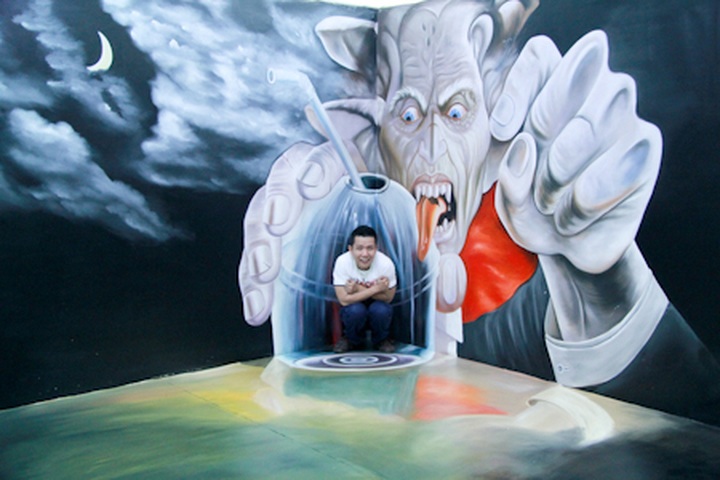 3D trick-of-the-eye picture exhibition opens in Vietnam - 4 3D trick-of-the-eye picture exhibition opens in Vietnam - 4