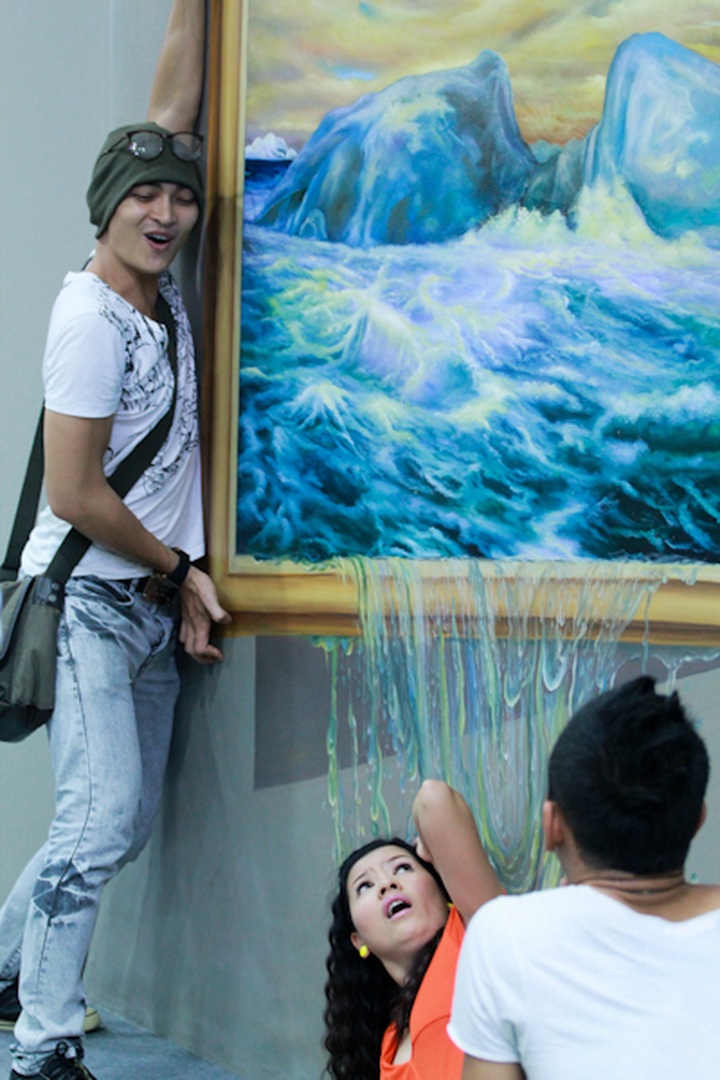 3D trick-of-the-eye picture exhibition opens in Vietnam - 6 3D trick-of-the-eye picture exhibition opens in Vietnam - 6