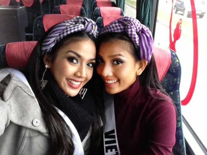 Miss Universe contestants model traditional scarves - 5 Miss Universe contestants model traditional scarves - 5