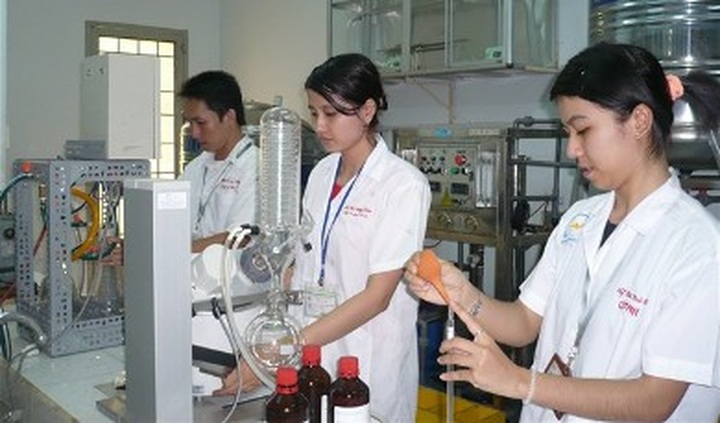 Vietnam placed second in Asia in terms of chemistry training quality - 1