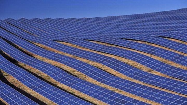 Dak Lak to build 4-7 solar power plants by 2020 - 1
