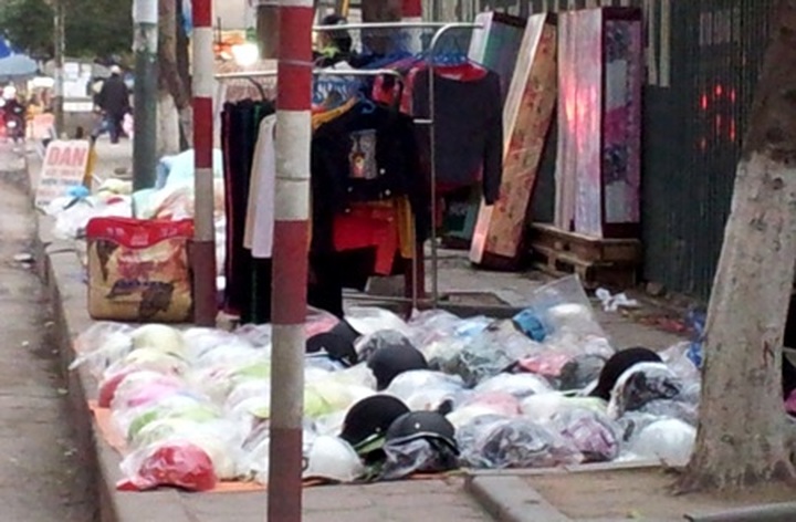 Substandard helmets proliferate cities - 4