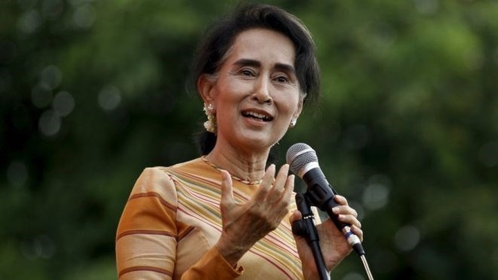Myanmar State Counsellor begins official visit to Vietnam - 1