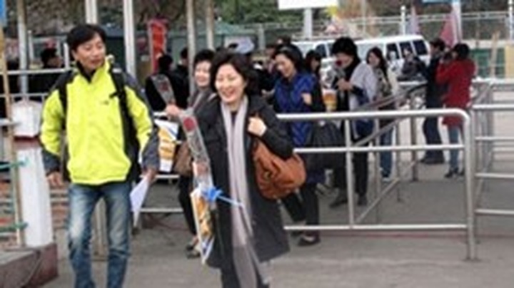 Koreans top foreign travelers list in Vietnam - 1