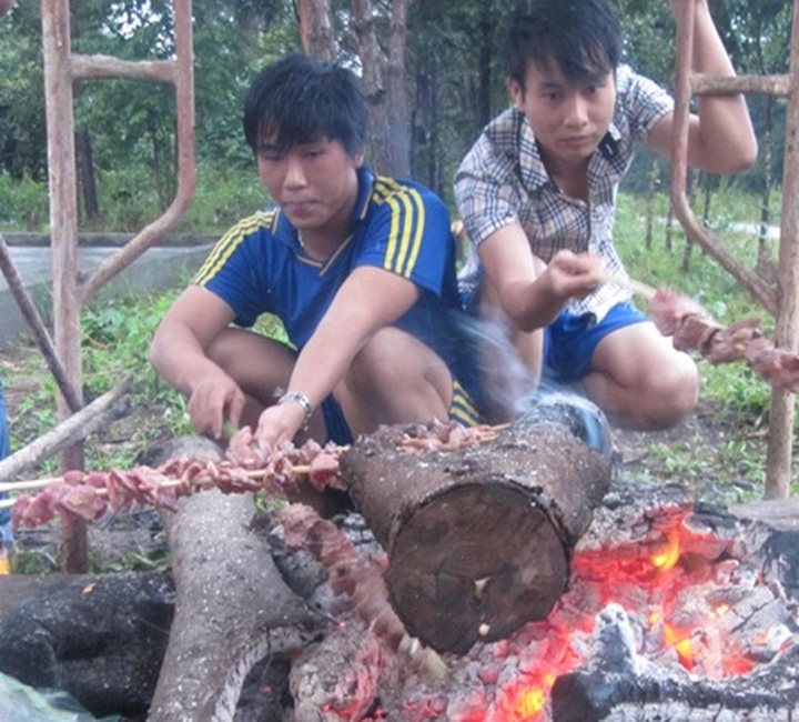 Wildlife trek in jungle offers both challenges and rewards - 2 Wildlife trek in jungle offers both challenges and rewards - 2