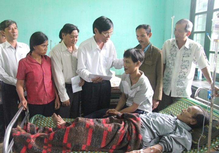 “Forest men” receive support to settle down - 1 “Forest men” receive support to settle down - 1