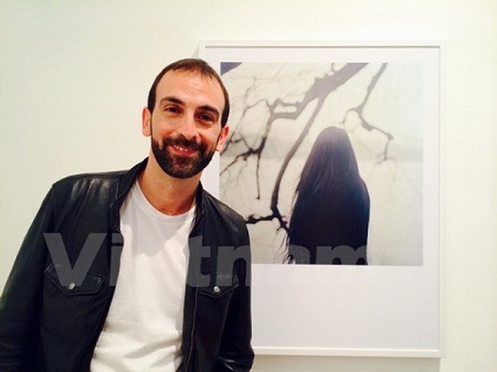 Italian photographer explores daily life in Vietnam - 1