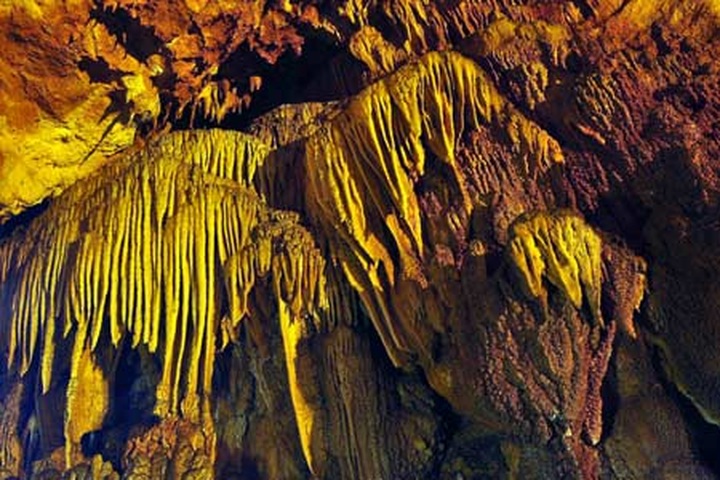 Ngao Cave – a must-see natural wonder - 2