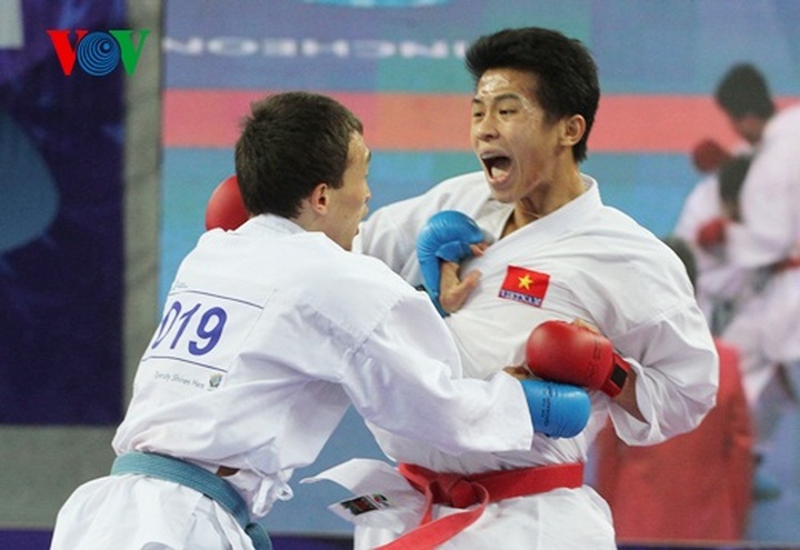 Karateka Thanh Duy wins ASIAD bronze medal - 2 Karateka Thanh Duy wins ASIAD bronze medal - 2