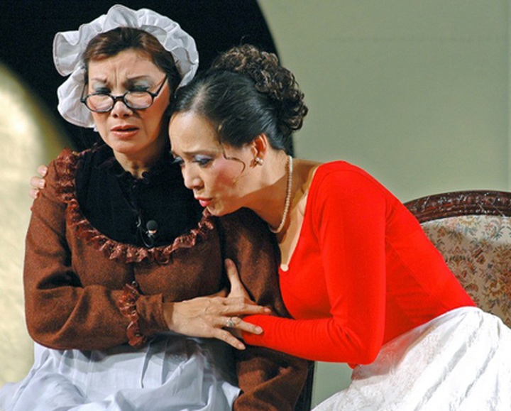 Establishment of National Theatre inspires hope and 'stage fright' - 1